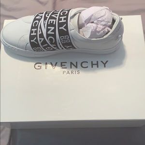 Givenchy women sneakers 36 (6)